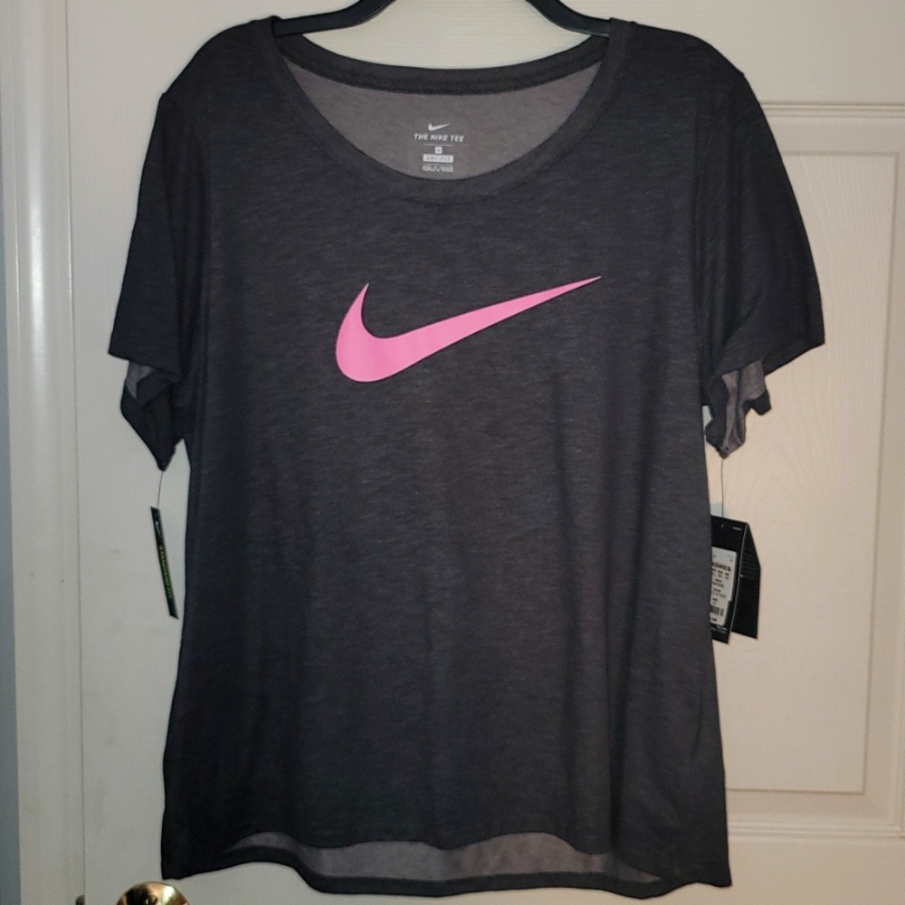 Nike Tee, Grey with pink